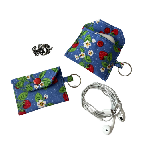 Mini Pouch Keychain (Strawberry)
